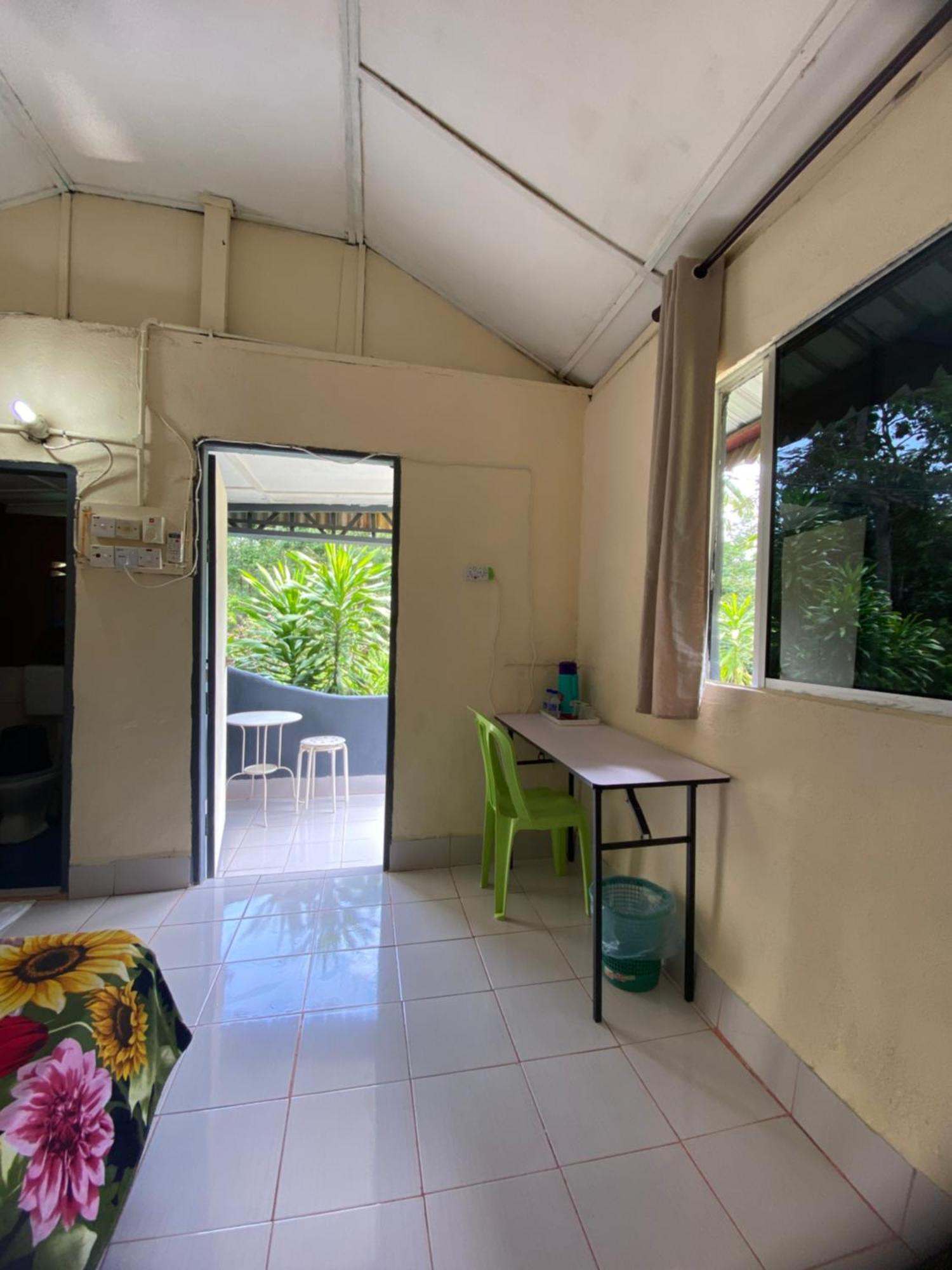 Durian Chalet Kuala Tahan Exterior photo
